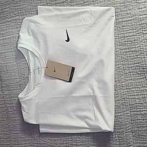 2x nike shirt